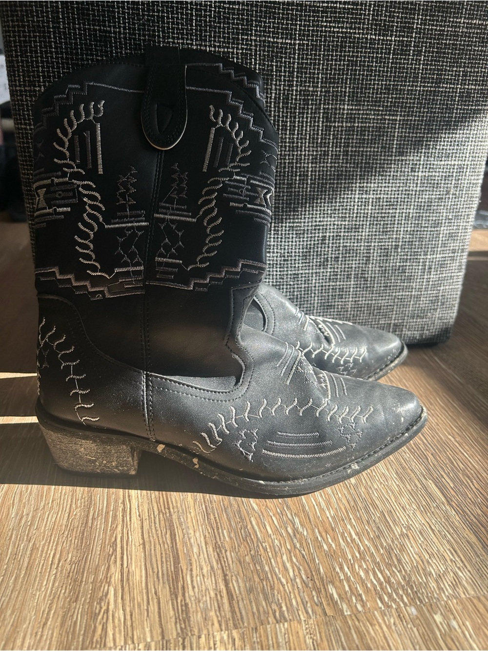 Black Embroidered Western Cowboy Boots